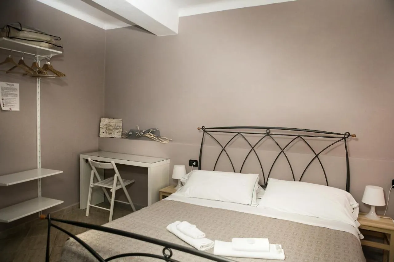 Vernazza2010 Rooms Italy