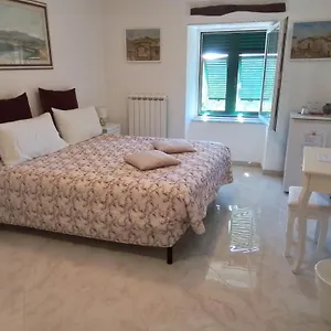 Anita Bed and breakfast